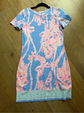 Lilly Pulitzer Blue and Pink Paisley Tee